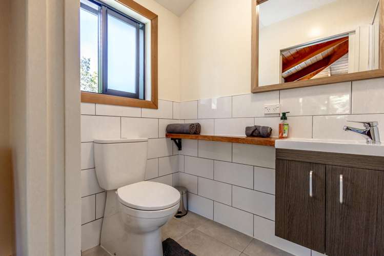 116 Cron Street Franz Josef_14