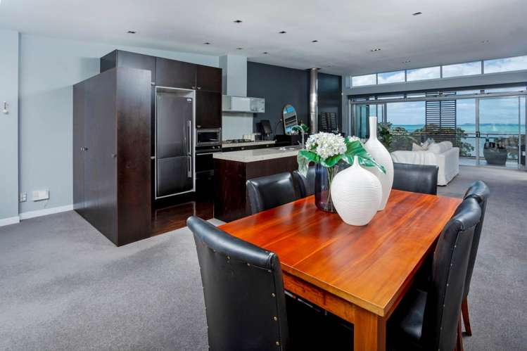 23/6 Beach Front Lane Browns Bay_12