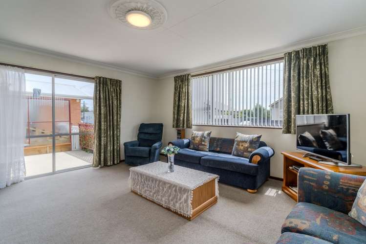 58 Church Street Mosgiel_13