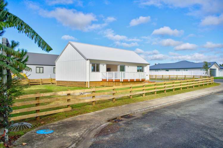 1 Grey Heron Close Mangawhai_35