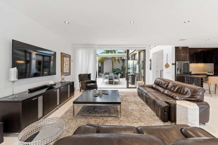 36 Rue D'Amarres Gulf Harbour_11