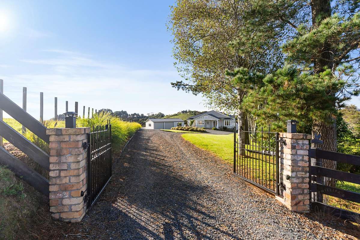 102E McGregor Road_0