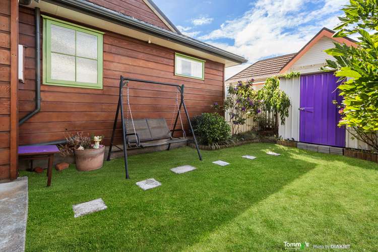 165a Queens Drive Lyall Bay_12