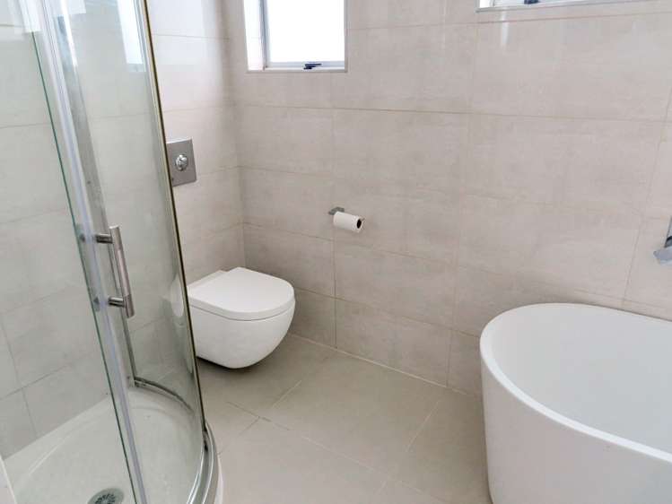 42 Outram Grove Kelson_10