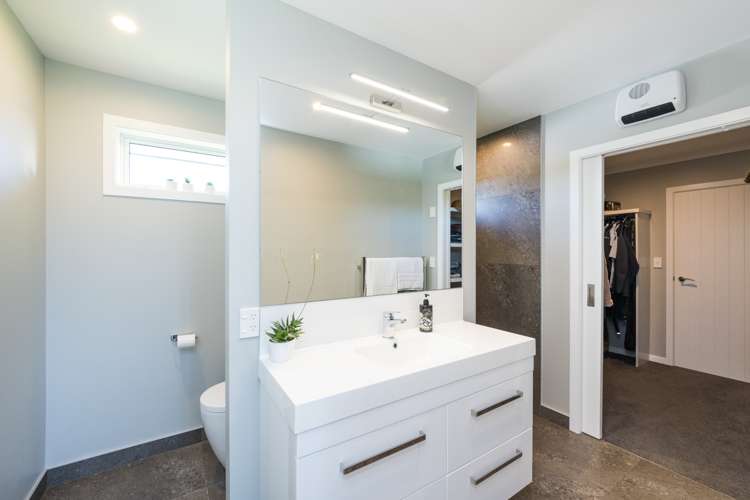 467 Lees Road Feilding_22