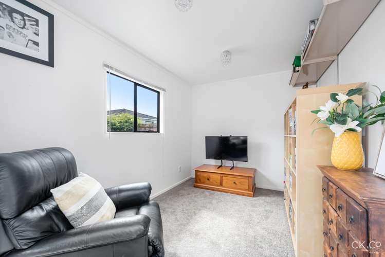 3 Laredo Grove Totara Park_15