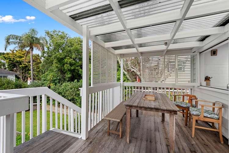 14 Owens Road Devonport_13