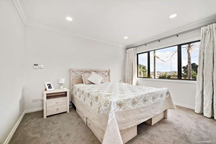 791 East Coast Road Northcross_11