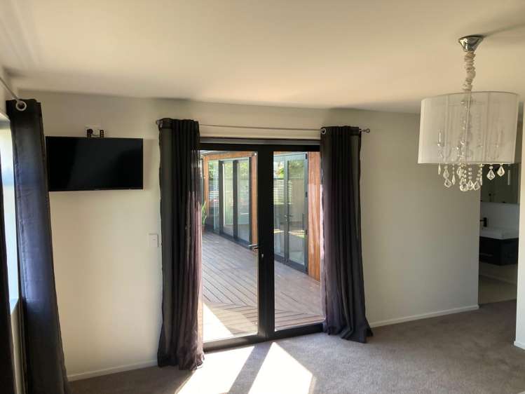 2/10 Etherton Drive Manurewa_1