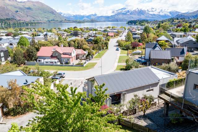 2 Tenby Street Wanaka_2