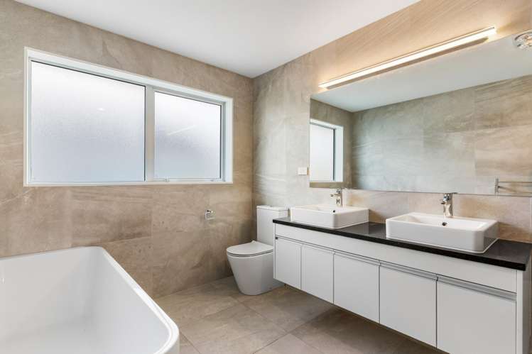 13 Thistle Close Beachlands_25