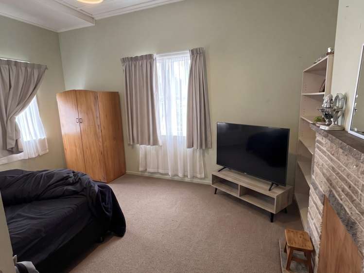 81 Willoughby Street Halcombe_5