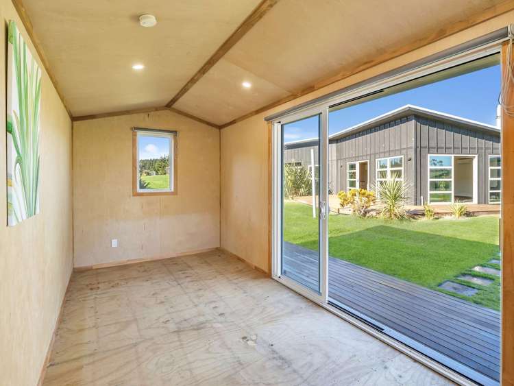 3 Mowhia Grove Waitarere Beach_28