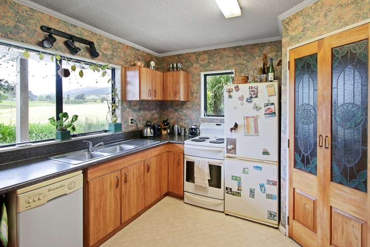 631 Waitohu Valley Road Manakau_7