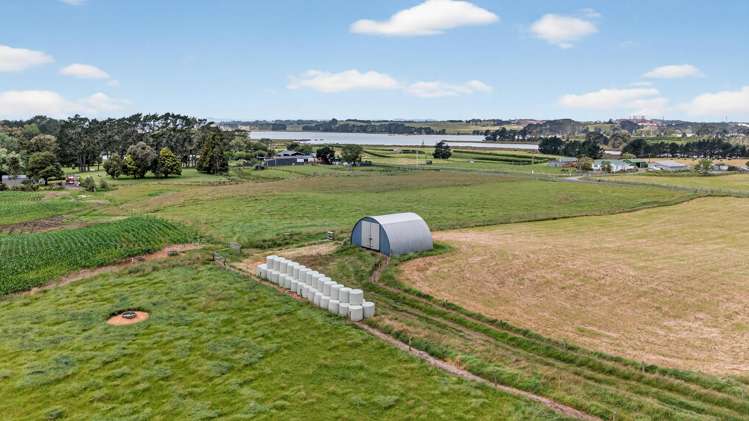 00 Awhitu Road Waiuku_5