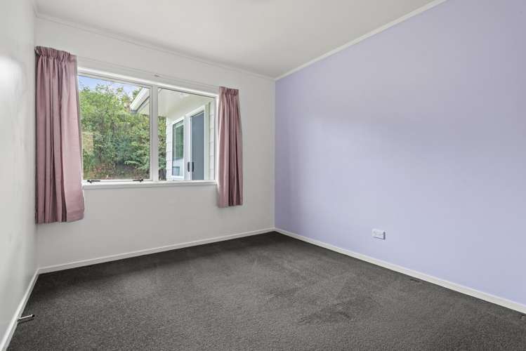 12 Hughan Craig Place_5