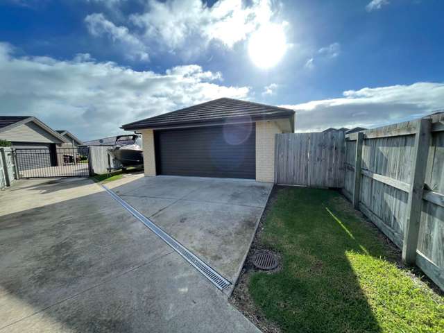 47 Leet Crescent Papamoa Beach_3