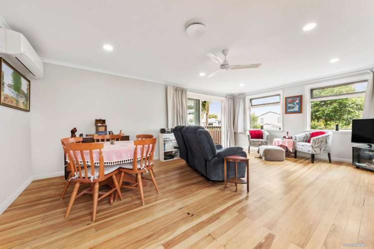 74 Woodglen Road Glen Eden_6