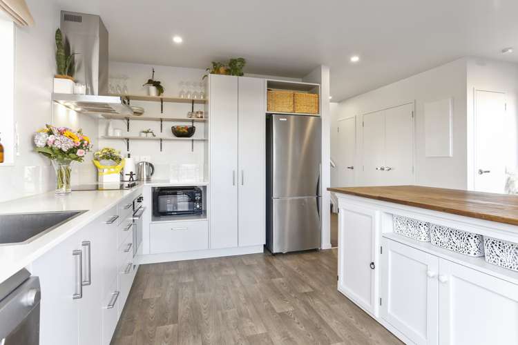 2 Jean Alma Lane Wattle Downs_5