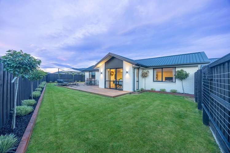 81 Tiritiri Moana Drive Pegasus_1