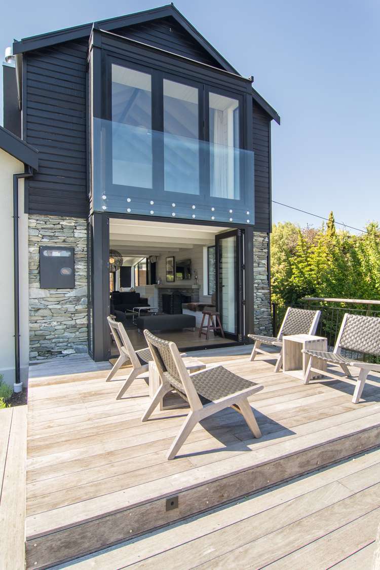 2 York Street Queenstown_6