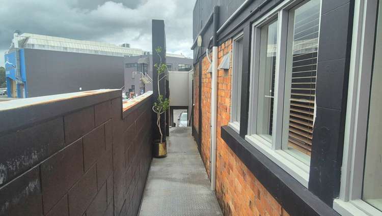 Level 1/96 Hurstmere Road Takapuna_8