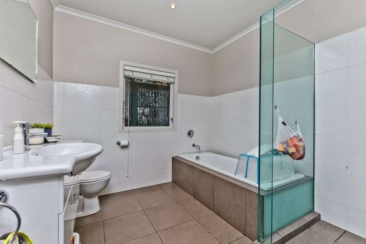 61 Northboro Road Belmont_5