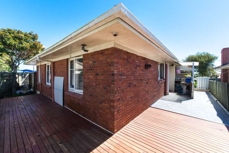 31 Donovan Street Blockhouse Bay_16