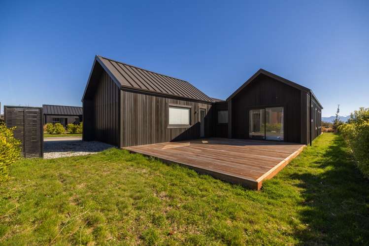 19 Glenfiddich Road Jacks Point_8