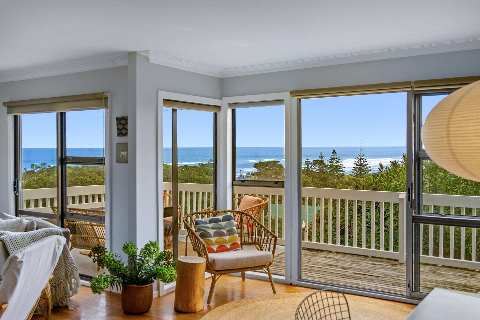 27 Domain Crescent Muriwai Beach_0