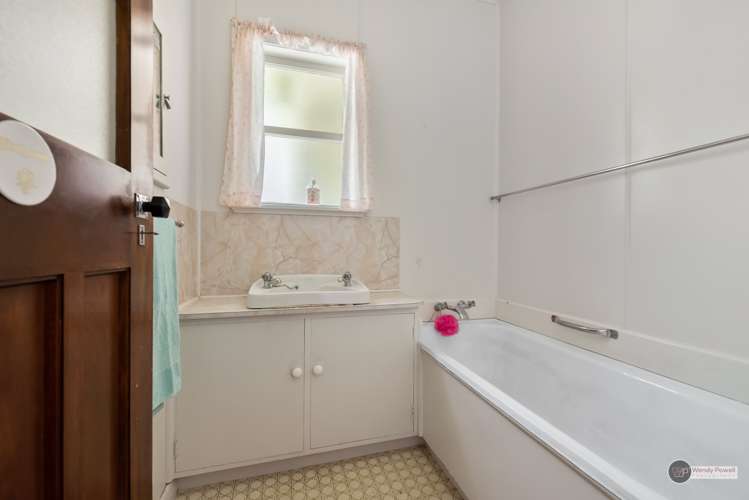 50 Lincoln Avenue Epuni_12