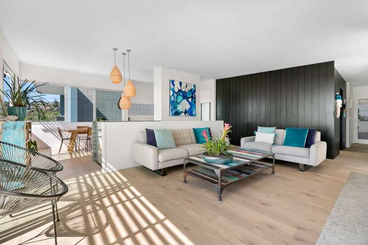 1/17 De Luen Avenue Tindalls Beach_1