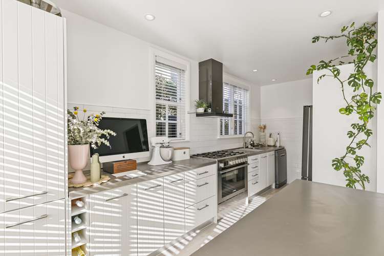 374 Karori Road Karori_5