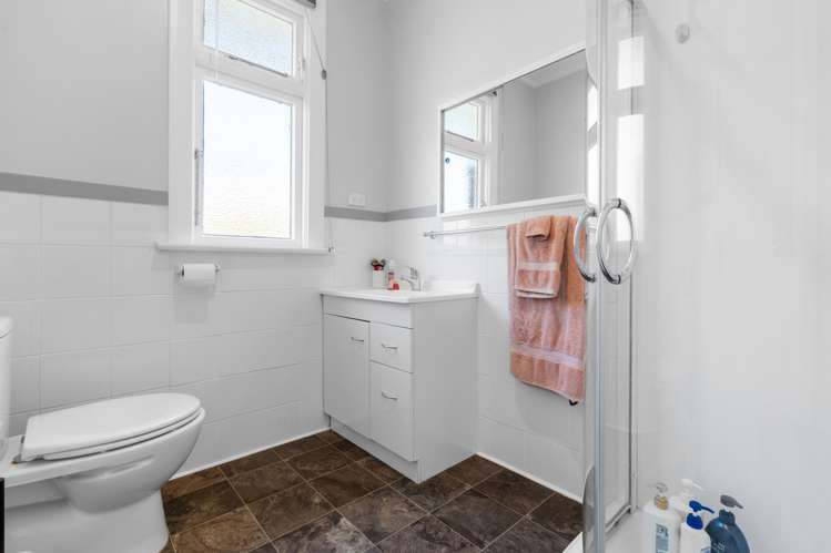 46 Playfair Street Caversham_11