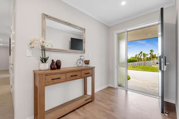 13 Otaota Way Flat Bush_5