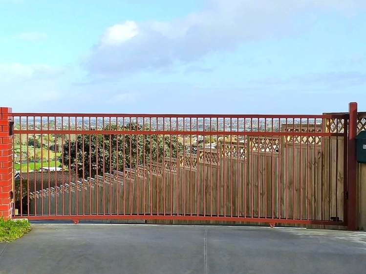 17A Pitlochry Place Highland Park_11
