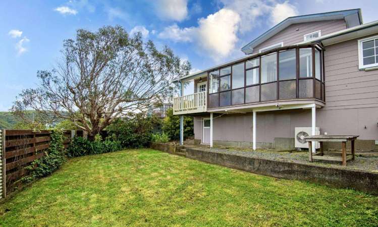 35 Outram Grove Kelson_16