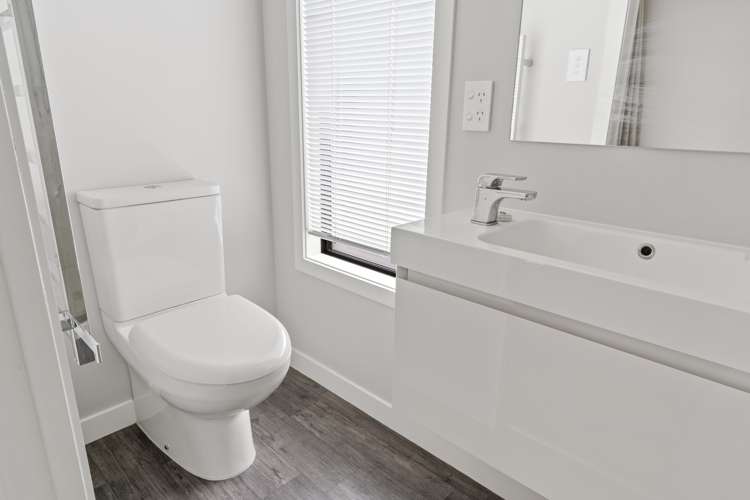 2/25 Thackeray Street Hamilton Lake_7