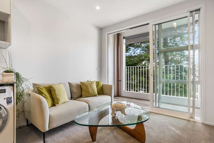 303/11 Akepiro Street Mount Eden_2