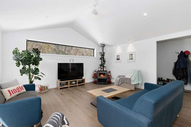 20 Howden Drive Jacks Point_13