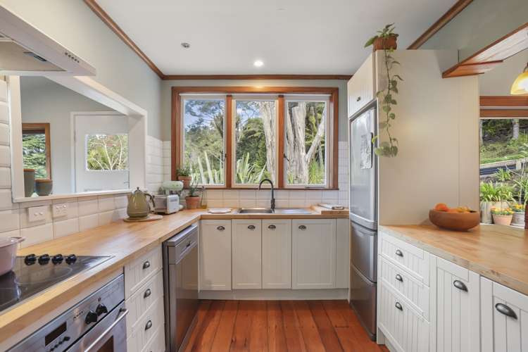 375 Huia Road Titirangi_9