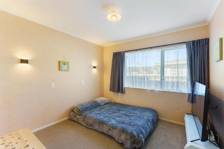 227 Mill Road Otaki_12