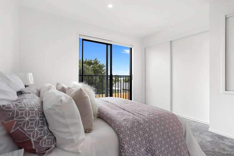 8/137 Tirimoana Road Te Atatu South_13