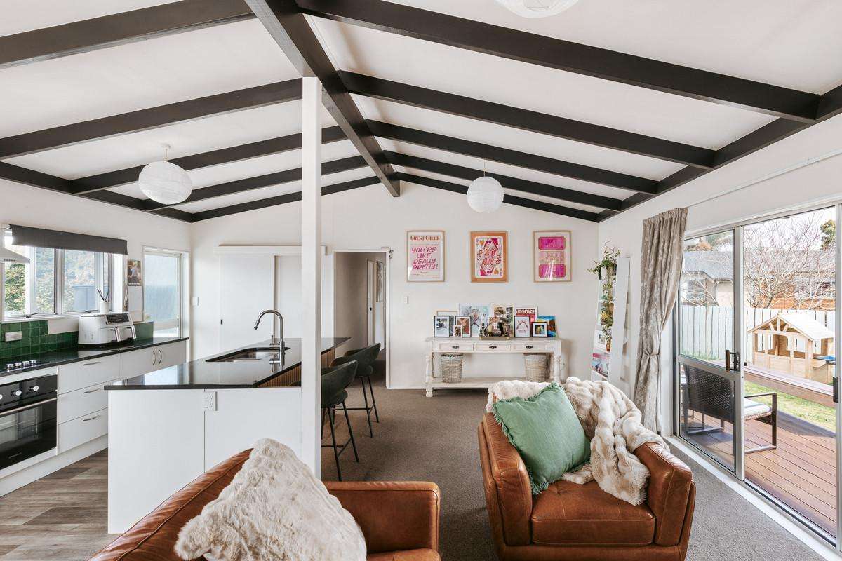 121 Eversham Road_5