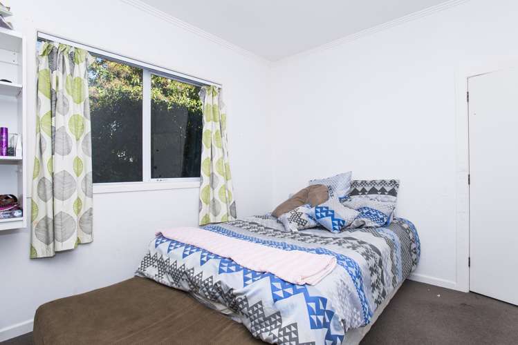 100 Rutene Road Kaiti_10