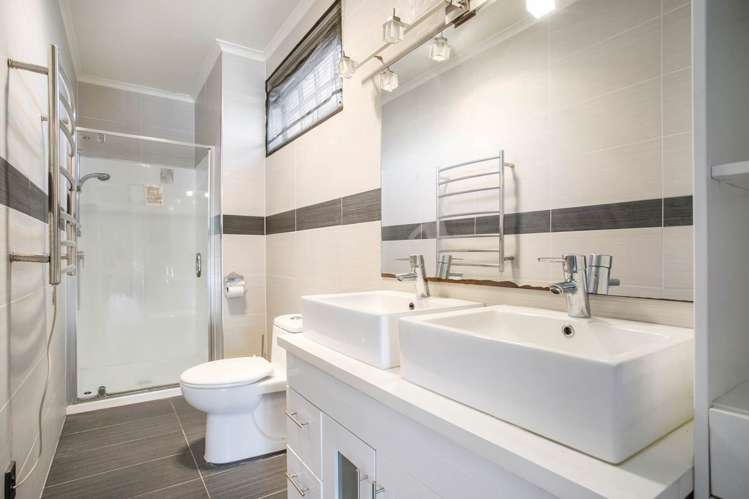 1/25 James Evans Drive Northcote_24