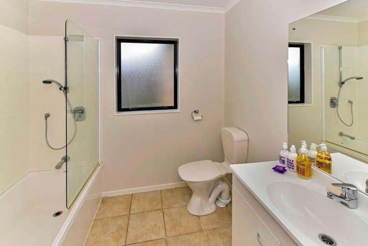 11 Ironstone Place Randwick Park_6