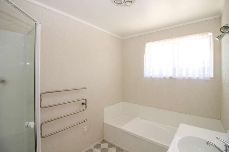 2/672 Bank Street Te Awamutu_9