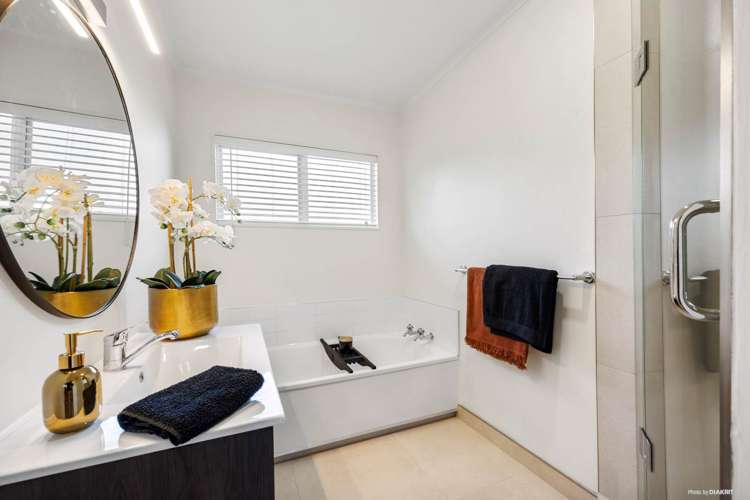 2/83 Meadway Sunnyhills_8