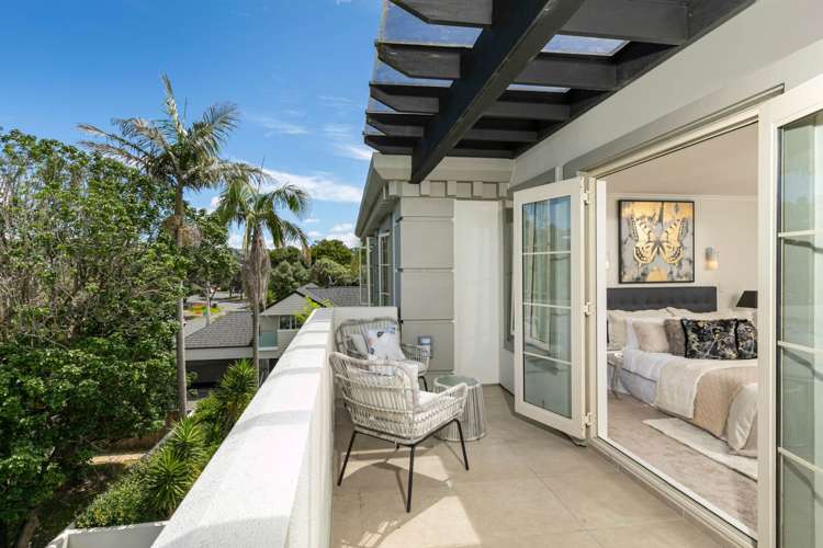 14/8 Sidmouth Street Mairangi Bay_16